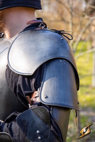 Soldier's Shoulders