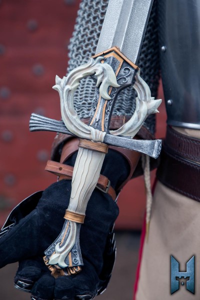 Stronghold Highborn Sword Ivory 96cm