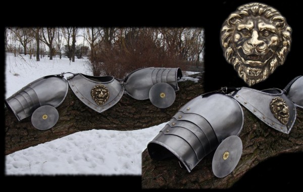 Spaulders and Gorget with Lion