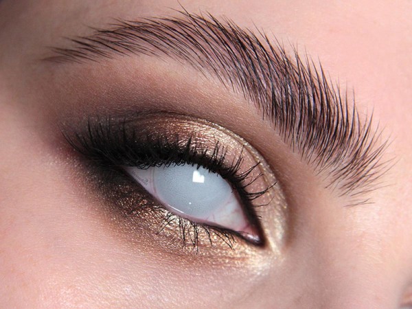 Blind White Lenses