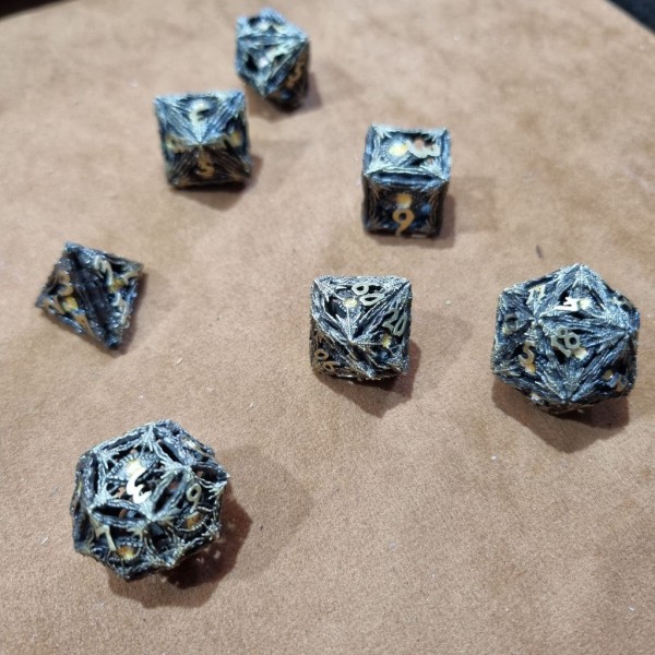 Hollow Dragon Eye Dice