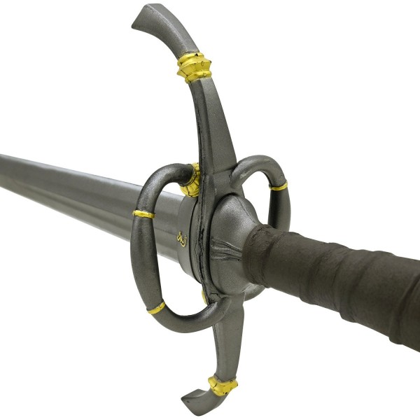 With Parrying guard