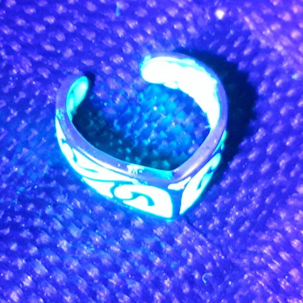 Glow ring - Crescent
