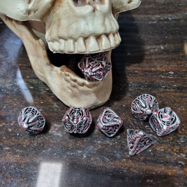 Hollow Skeleton Dice