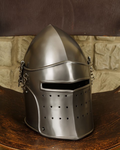 Magnus Visored Helm