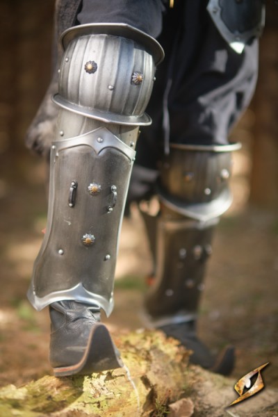 Marauder Greaves Dark