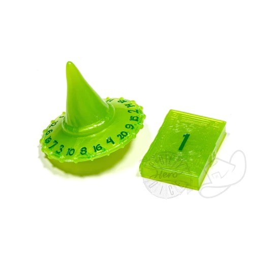 Green Wizard hat D20 and Spellbook D2