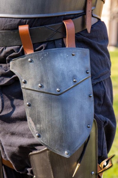 Soldier's Belt Shields