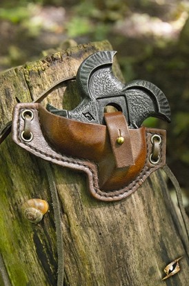 Tornado Shuriken Holder - Brown