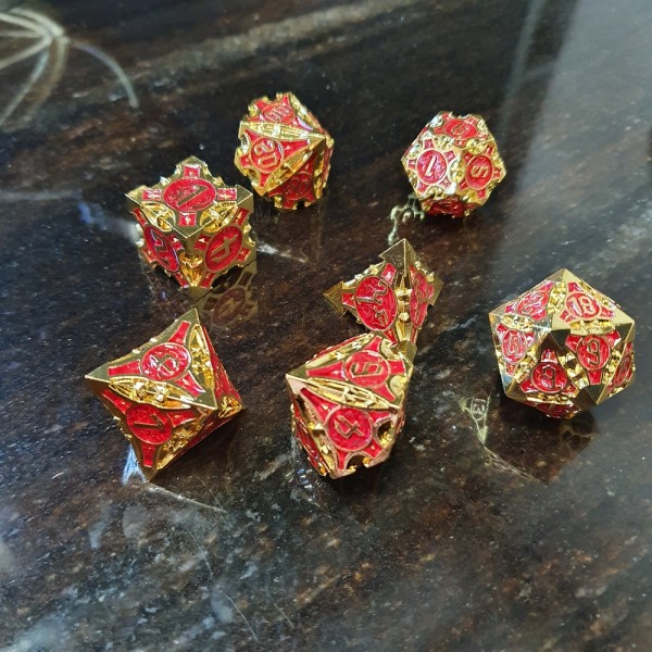 War Machine Dice Red/Gold