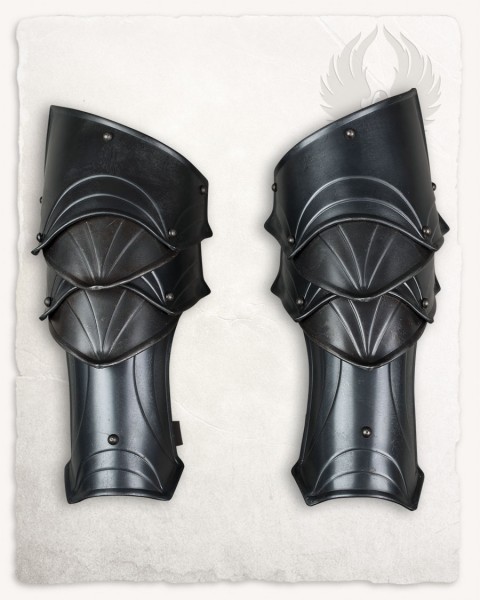 Dragomir Bracers