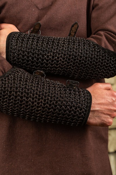 Connor Chainmail Bracers