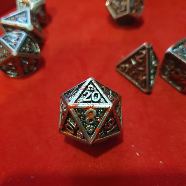 Dungeoneers Dice - d20