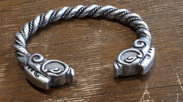 Torc Bracelet: Gullinbursti the Golden Boar