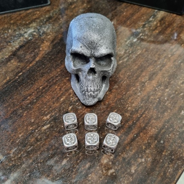 Metal Skull Dice - D6
