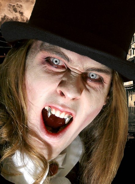 Fitted Vampire Fangs