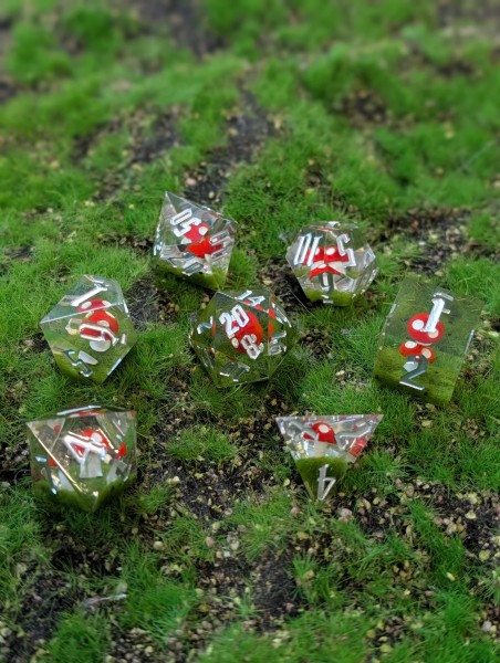 Sharp Edge Mushroom Filled Dice