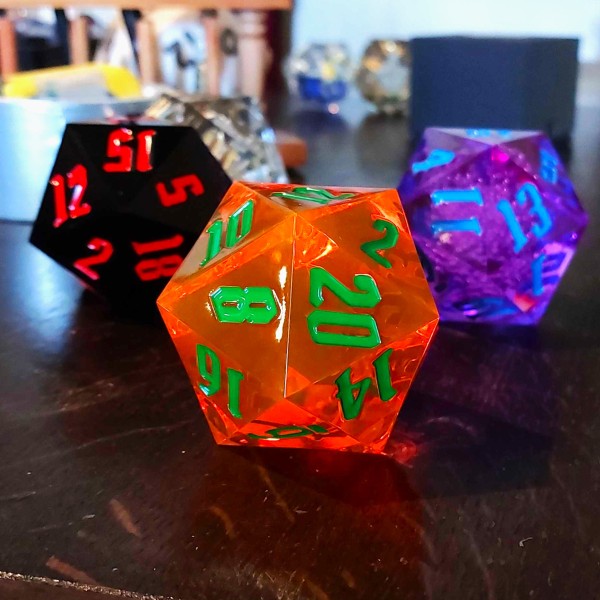 55mm Acrylic D20